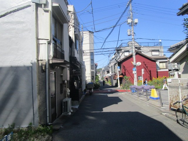 文京区根津２丁目の店舗事務所