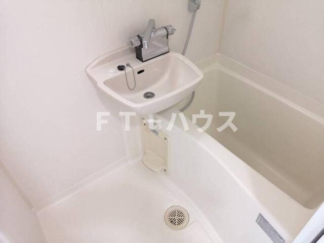 クオーレプロバンス南行徳Ⅱ（Ｆ－０５８）の浴室