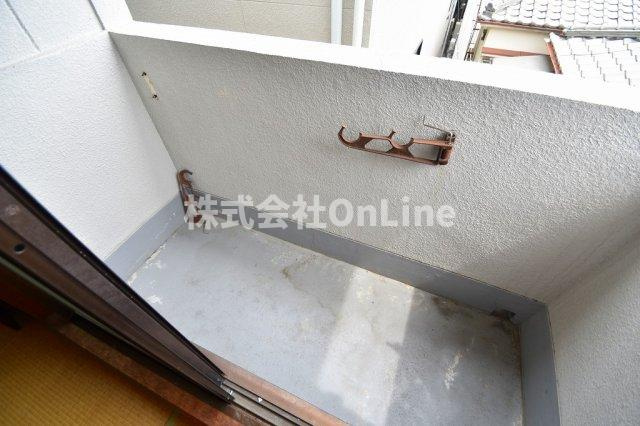 アクセル東大阪のバルコニー