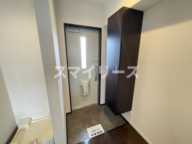 コンフォートシティ増尾の玄関