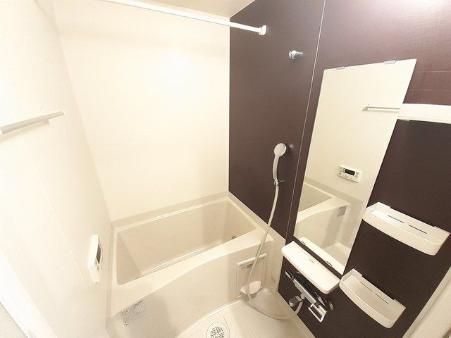 アシストみなと元町の浴室