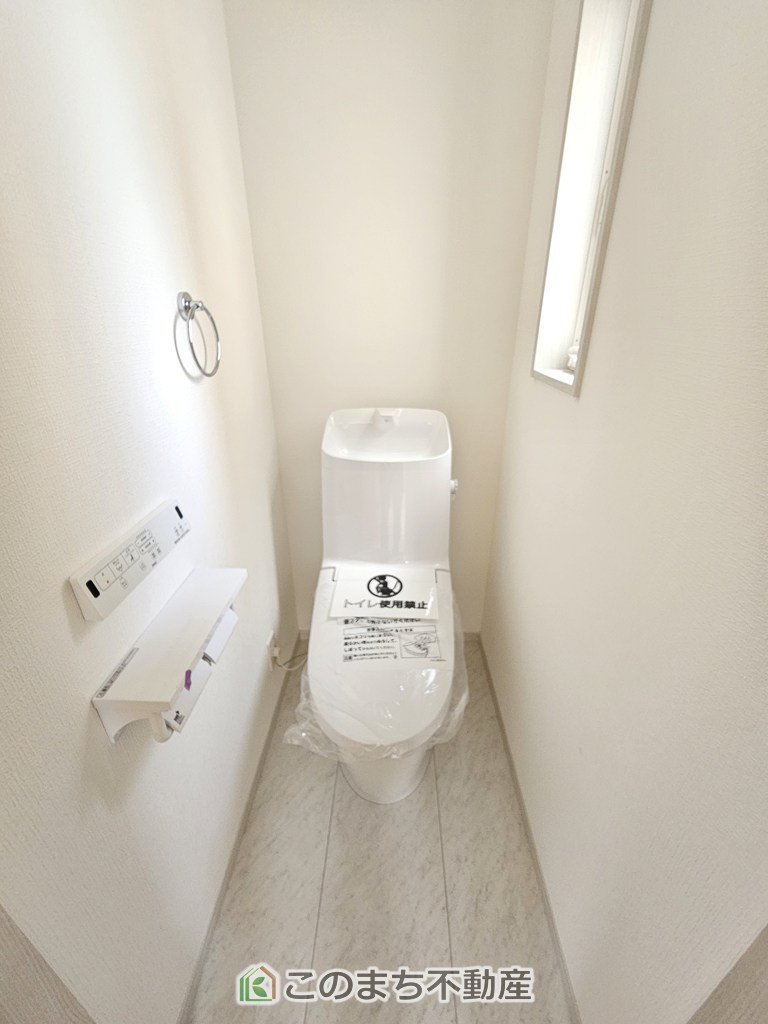 いろどりアイタウン栃木市大宮町22-P2のトイレ|換気ができて清潔なトイレスペース☆