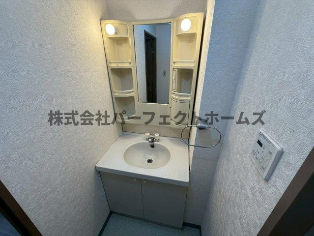 グランドヴィラ香里の独立洗面台|独立洗面台です