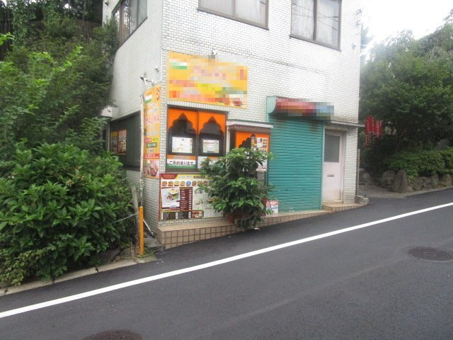 横浜市南区弘明寺町の店舗一部