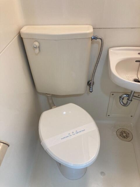 サンビレッジ新松戸のトイレ|※別号室の写真となります。