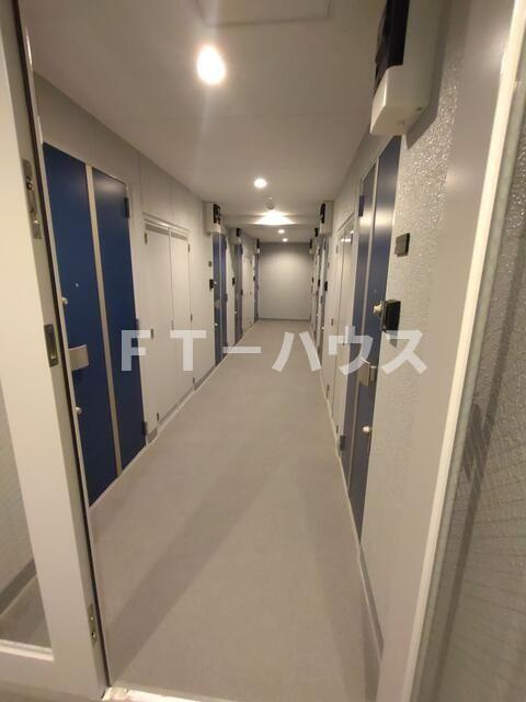 ＳＫビル拾参番館のロビー