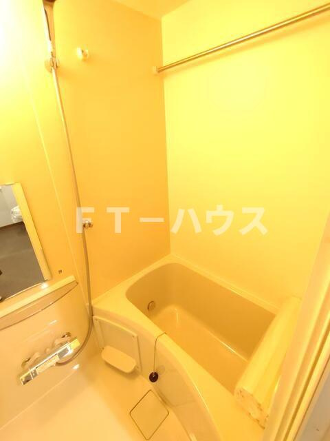 ＳＫビル拾参番館の浴室