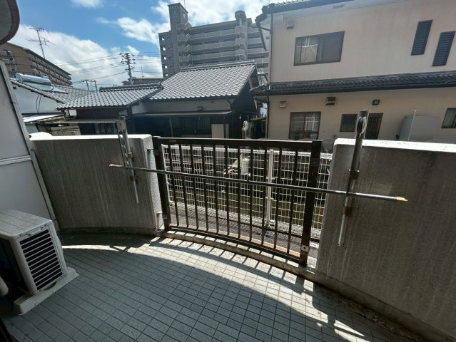 マルイハイビスカスのバルコニー