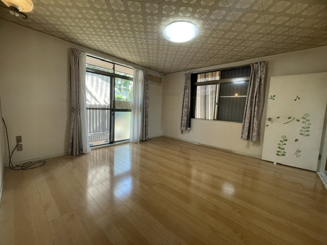 朽網東六丁目（B-43）の洋室