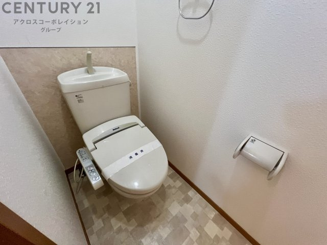 温水洗浄便座付きトイレ！