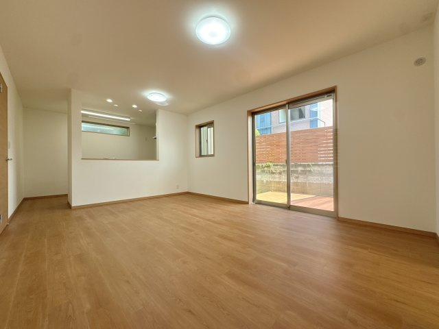 【居間・リビング】 | 春日市小倉２丁目　中古一戸建☆仲介手数料無料☆