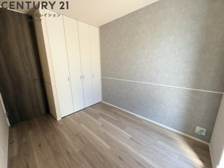 Urban RISM Court 西宮北口の居間