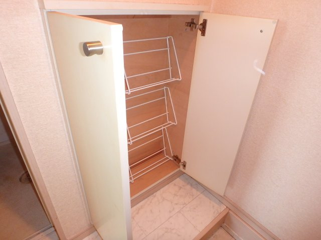 ユナイトステージ元住吉壱番館の収納|他のお部屋の参考写真となります。