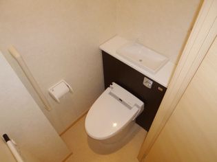 ウォシュレット付きのトイレです！
