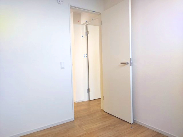 宝塚市売布4丁目新築一戸建の洋室|2階洋室約3.7帖