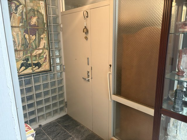 熱海パサニアクラブの玄関