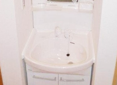Ｍａｉｓｏｎ・Ｄｅ・Ｆｏｎｔａｉｎｅ(メゾンドフォンテーヌ)の洗面所