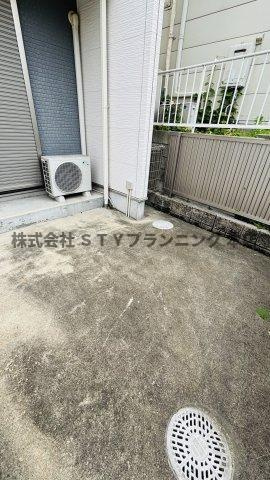 仲介手数料0円！アプトルーナ215の庭