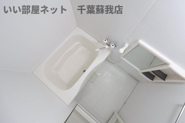 セモア中山アパートの浴室|日々の疲れを癒すお風呂付です