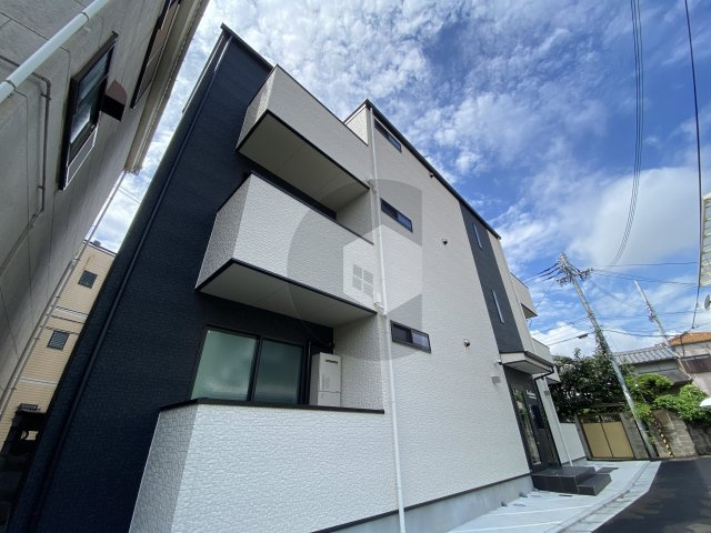 ルミナス下小阪の外観