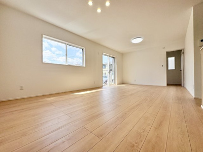 【居間・リビング】 | ワイウッドコート行田市桜町第1期　新築住宅