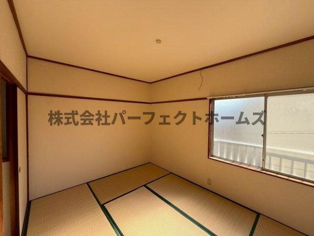 ヤマザキハイツの和室|和室ならではの温かな和の空間で寛ぎの時間を過ごせます
