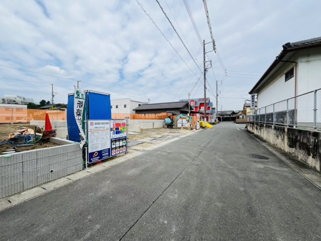 知多市新知東町2丁目18番7『仲介手数料無料』新築一戸建て・建売の前面道路含む現地写真