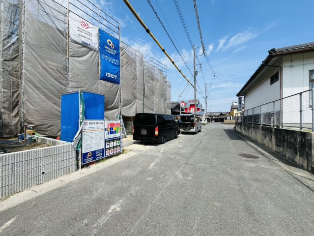 知多市新知東町2丁目18番7『仲介手数料無料』新築一戸建て・建売の前面道路含む現地写真