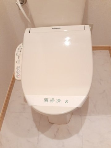 ピュアハイムのトイレ|落ち着いたトイレです
