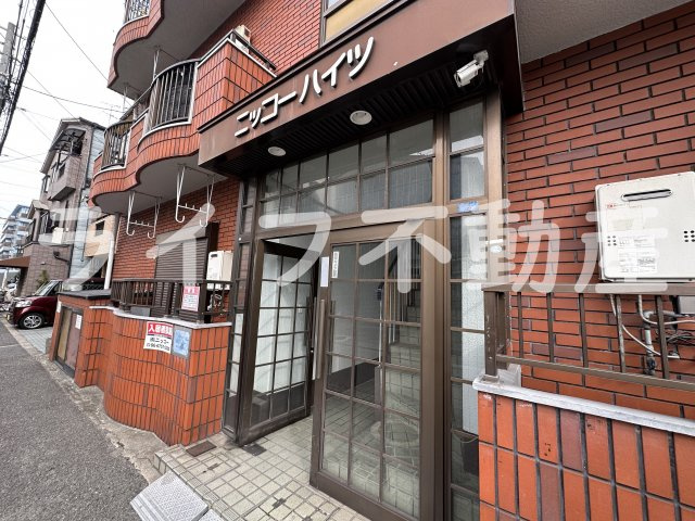 ニッコーハイツのエントランス|清潔なエントランスです