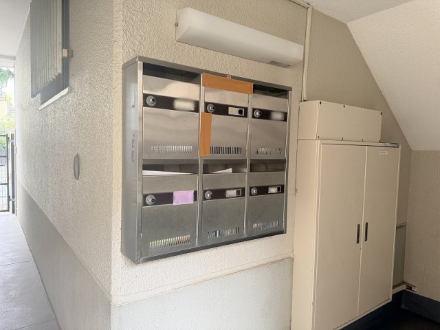 【設備】 | コープ野村練馬氷川台　（成増店） | 郵便ポスト