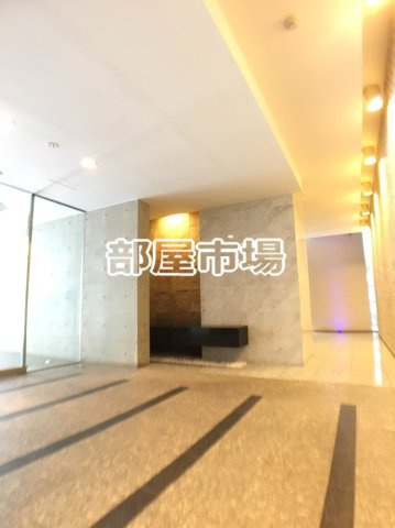 プレール・ドゥーク御徒町のロビー