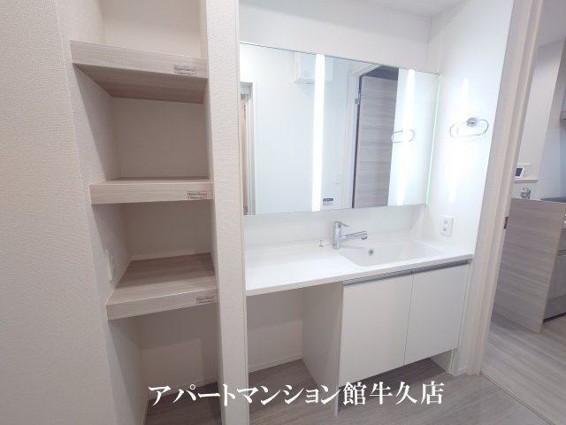 Serenvita田宮の独立洗面台