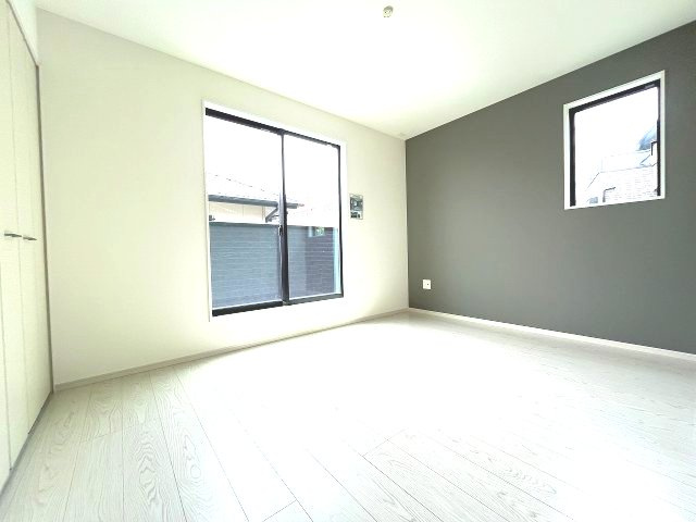 【寝室】 | 福岡市東区香椎駅東4丁目7期　1号棟（全2棟）【仲介手数料無料・0円】 | 施工例。施工例は完成時と異なる場合があります。