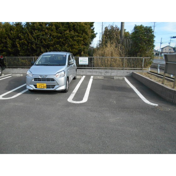 ＭＩＲＡＩＮＧ Ⅴの駐車場|駐車場