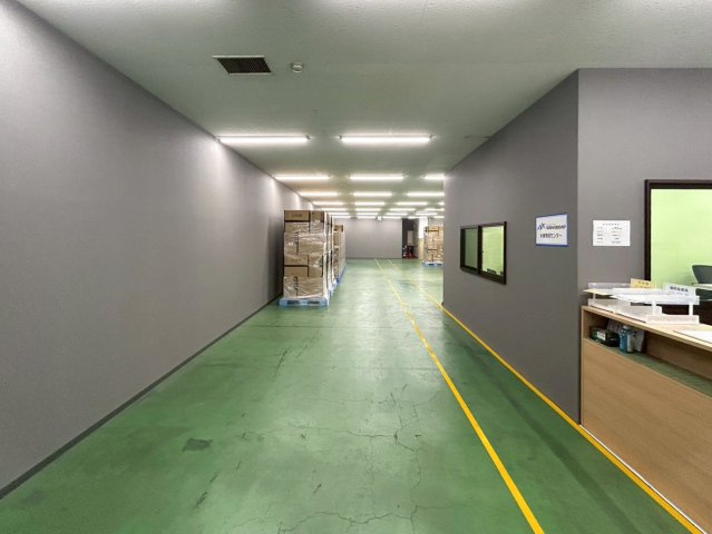 摂津倉庫の内装