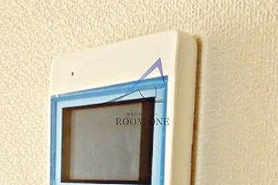 サンメゾンのセキュリティ|モニター付きインターホンです。