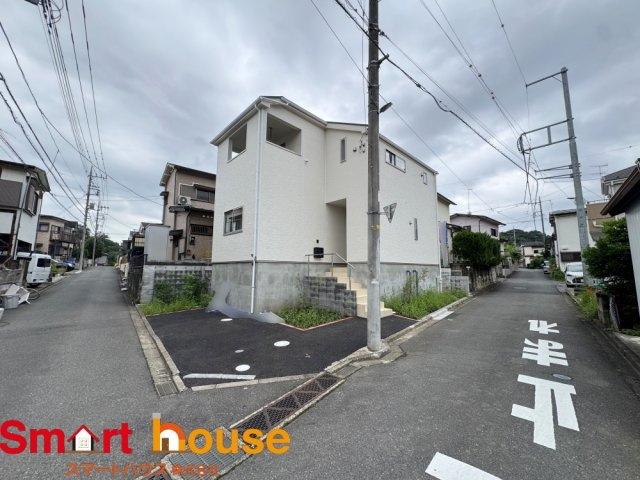 町田市野津田町第５８の前面道路含む現地写真