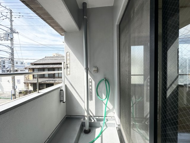 ネオクレメントのバルコニー