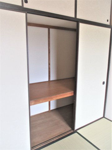 ドミール薬円台の収納