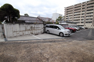 【駐車場】 | シャトードイワネ1号館