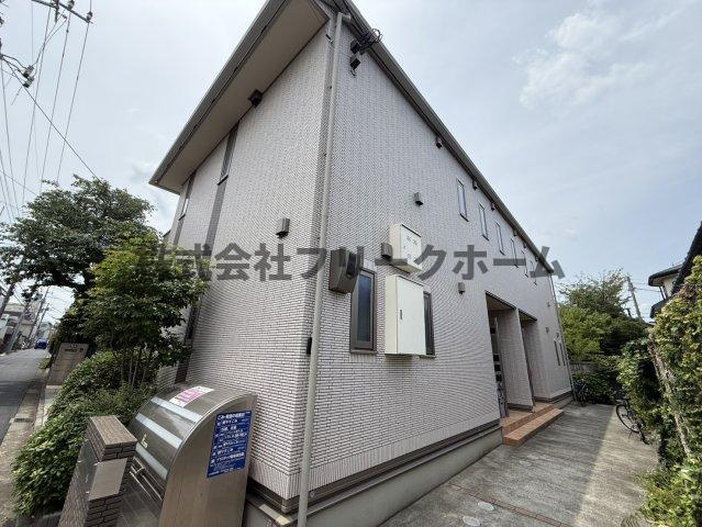武蔵野市吉祥寺南町４丁目のアパートの外観