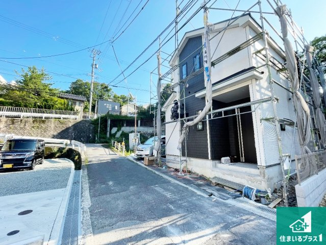 1日(土)2日(日)現地見学可能！　神戸市北区鈴蘭台西町　新築一戸建ての外観|現在建築中！落ち着いた街並みで新生活を始めることが出来そう！周辺の物件も併せてご紹介させて頂きます！
