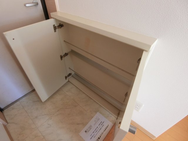 グレイスコート武蔵小杉の収納|他のお部屋の参考写真となります。