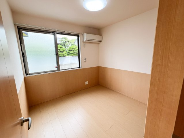 リオンの洋室