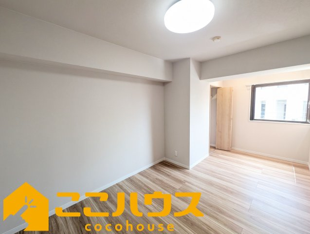 ライオンズマンション泊の寝室|寝室6.9帖