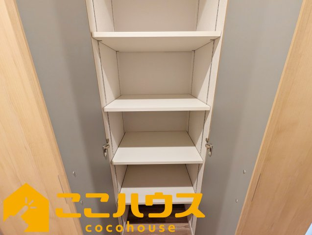 ライオンズマンション泊の収納|あると嬉しい廊下収納