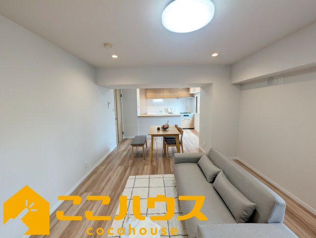 ライオンズマンション泊の居間・リビング|LDK18.2帖