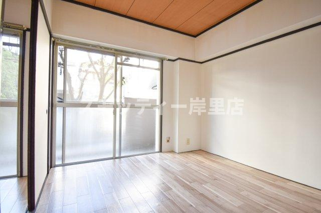 グリーンコーポ北加賀屋の居間・リビング
