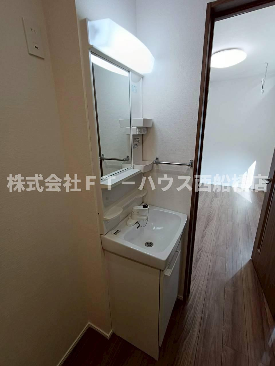 ＨＯＮＧＯ　ＰＡＲＫ　ＴＥＲＲＡＣＥの洗面所